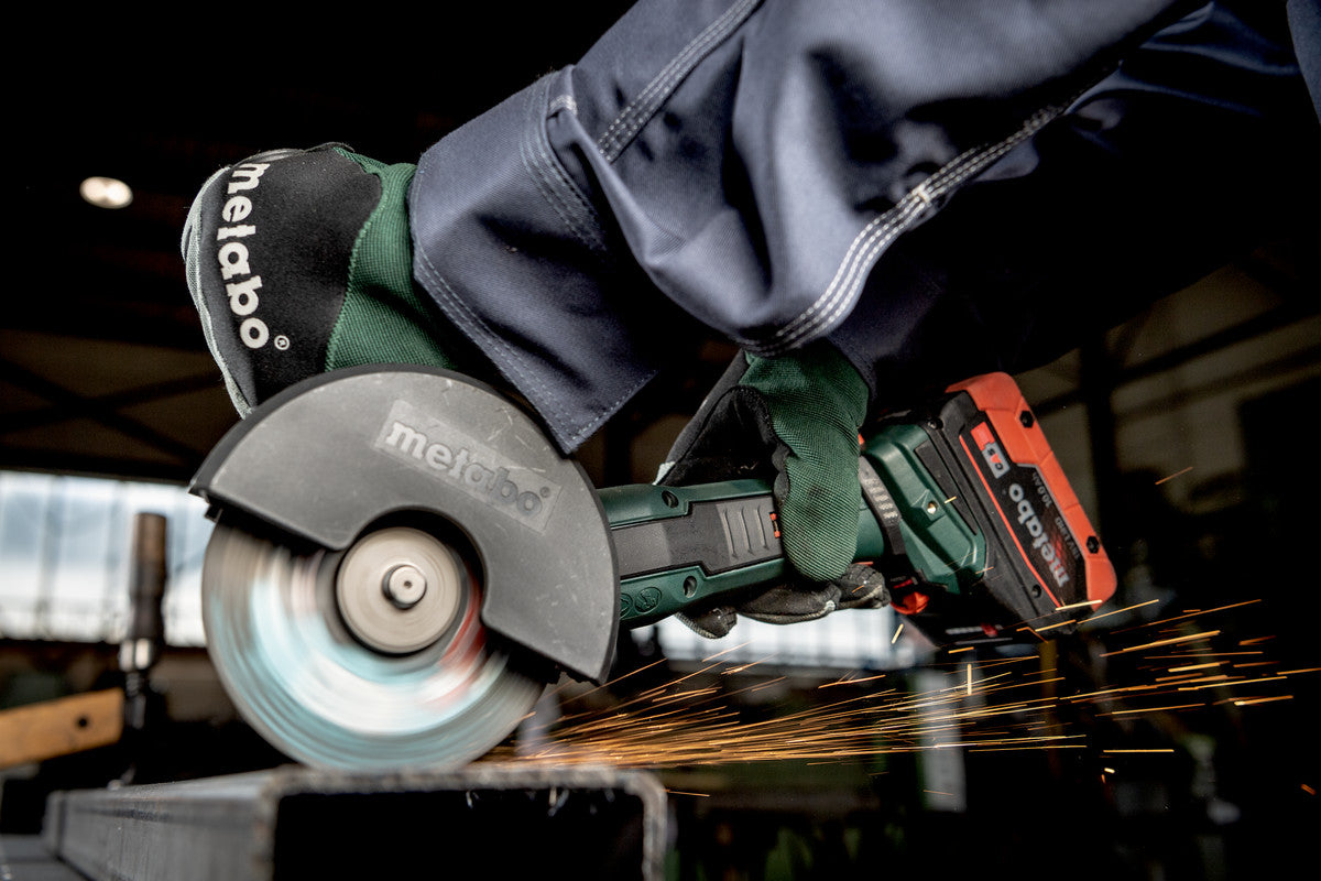Metabo 18V 6" Brushless Brake Angle Grinder Kit, w/ 2x 5.5Ah Batteries & metaBOX 601737620