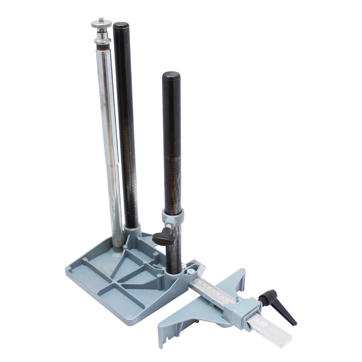 Mafell LS 103 Ec 5-7/8 in. Chain Mortiser Kit, 1.5 in. Chain, 2500W, 120V, with FG 150 Stand and 2 Chains 924222KIT1.5