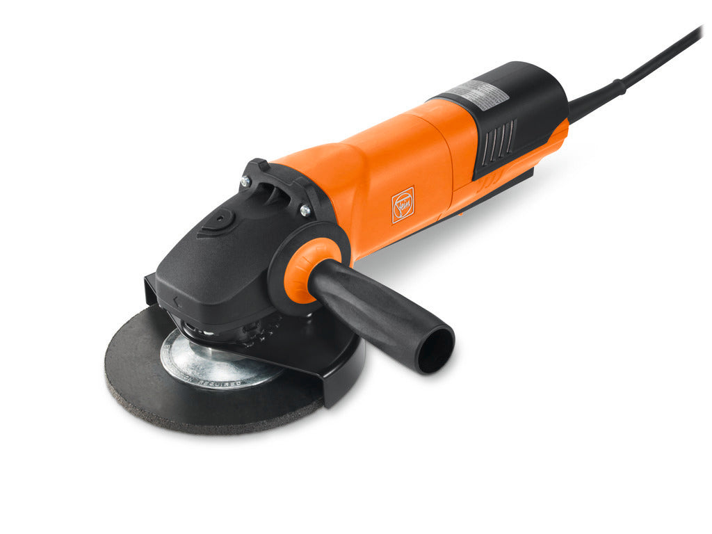 FE72226360120 Powerful 1.260 W compact angle grinder with paddle switch and large reserve capacity for efficient grinding and cut-off work.
