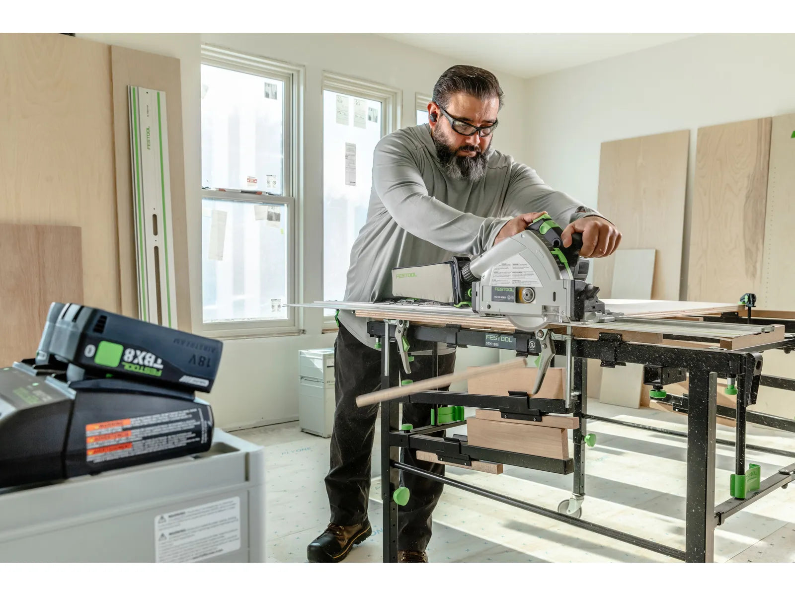 Festool 18V 6-1/4 in. Cordless Track Saw TSC 55 KS-Basic (Bare Tool) 577991