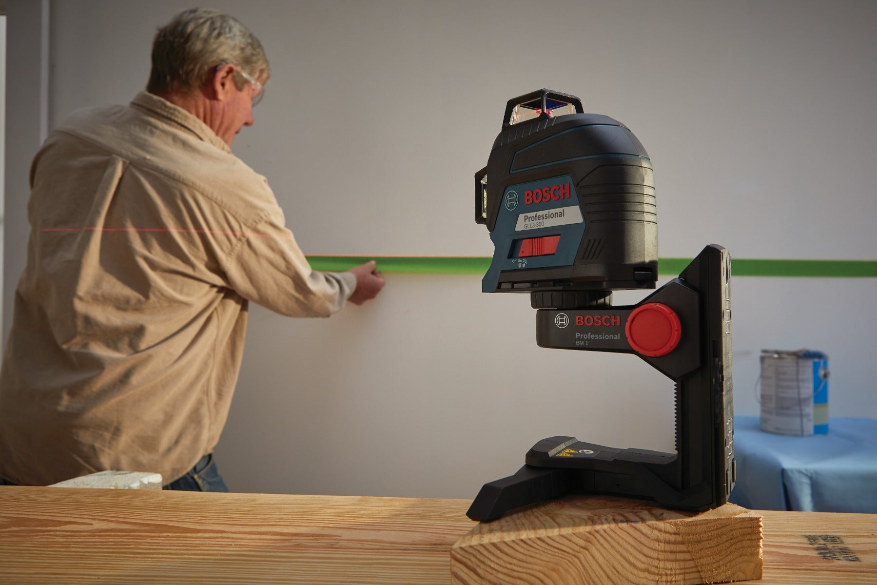 Bosch 360 Deg Three-Plane Leveling & Alignment-Line Laser GLL3-300