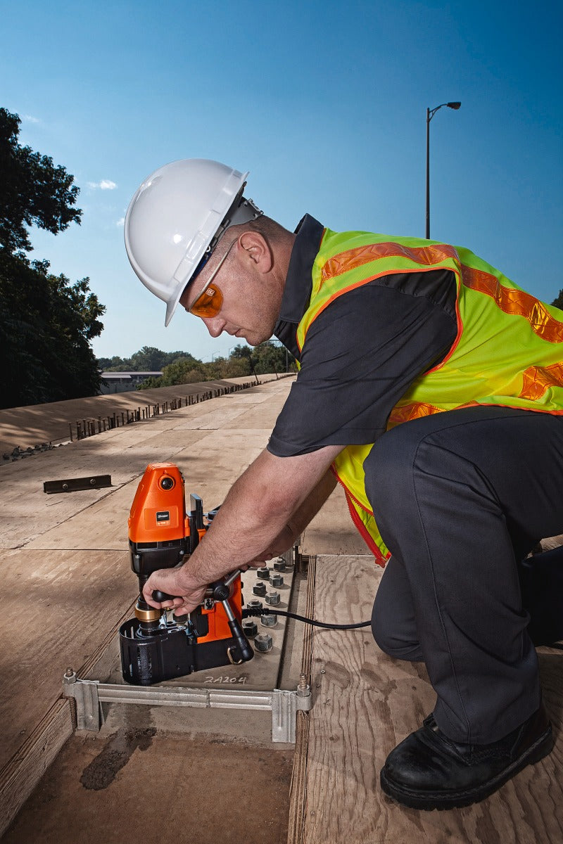  SLUGGER PORTABLE MAGNETIC DRILL