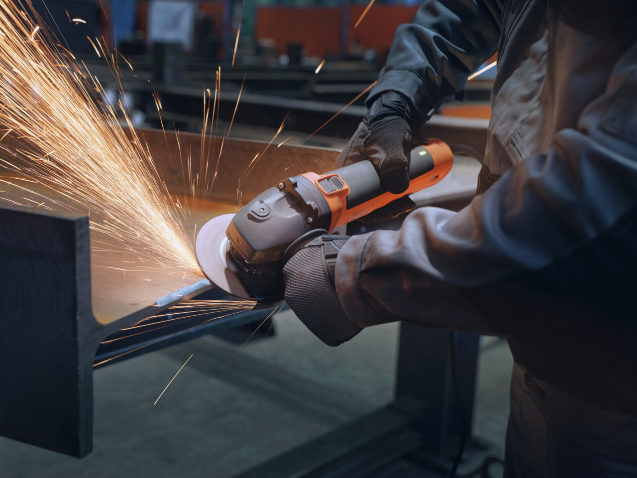 Fein 5" Brushless Compact Angle Grinder CG 15-125 BLP 1500W with Dead Man's Switch 72250860120