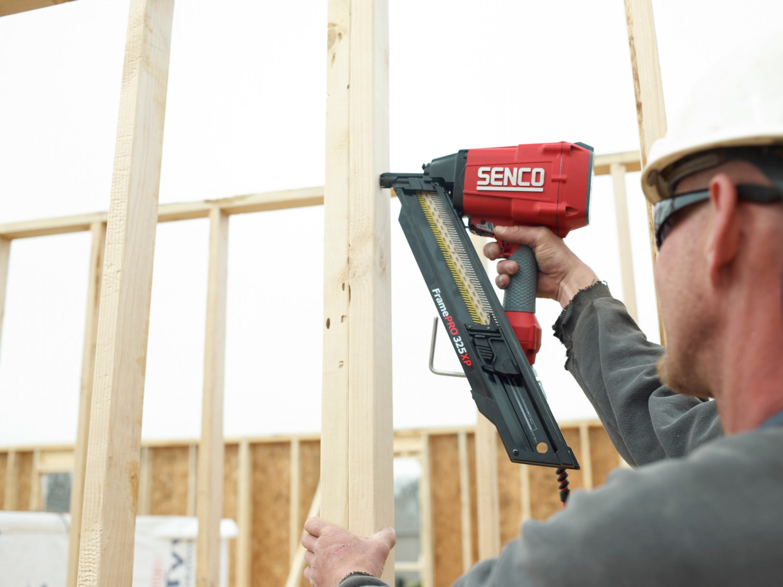 Senco 3-1/4in CH Paper Taped Framing Nailer, FramePro 325XP 4Z0101N