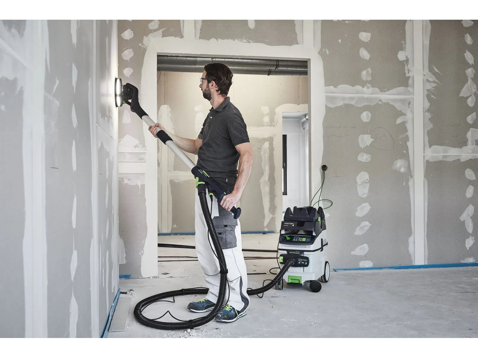 Festool 8-7/8 in. PLANEX 2 Drywall Sander Starter Set with CT 36 AC Dust Extractor, 120V 579566