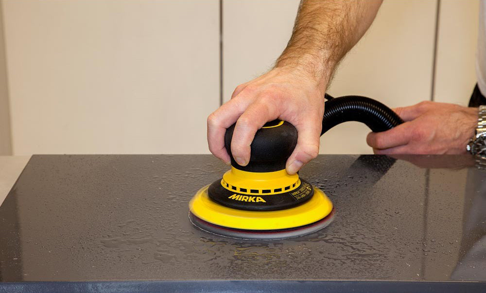 Mirka 6 in. DEROS Electric Random Orbital Sander 650CV, Central Vacuum, 5 mm Orbit MID65020CAUS