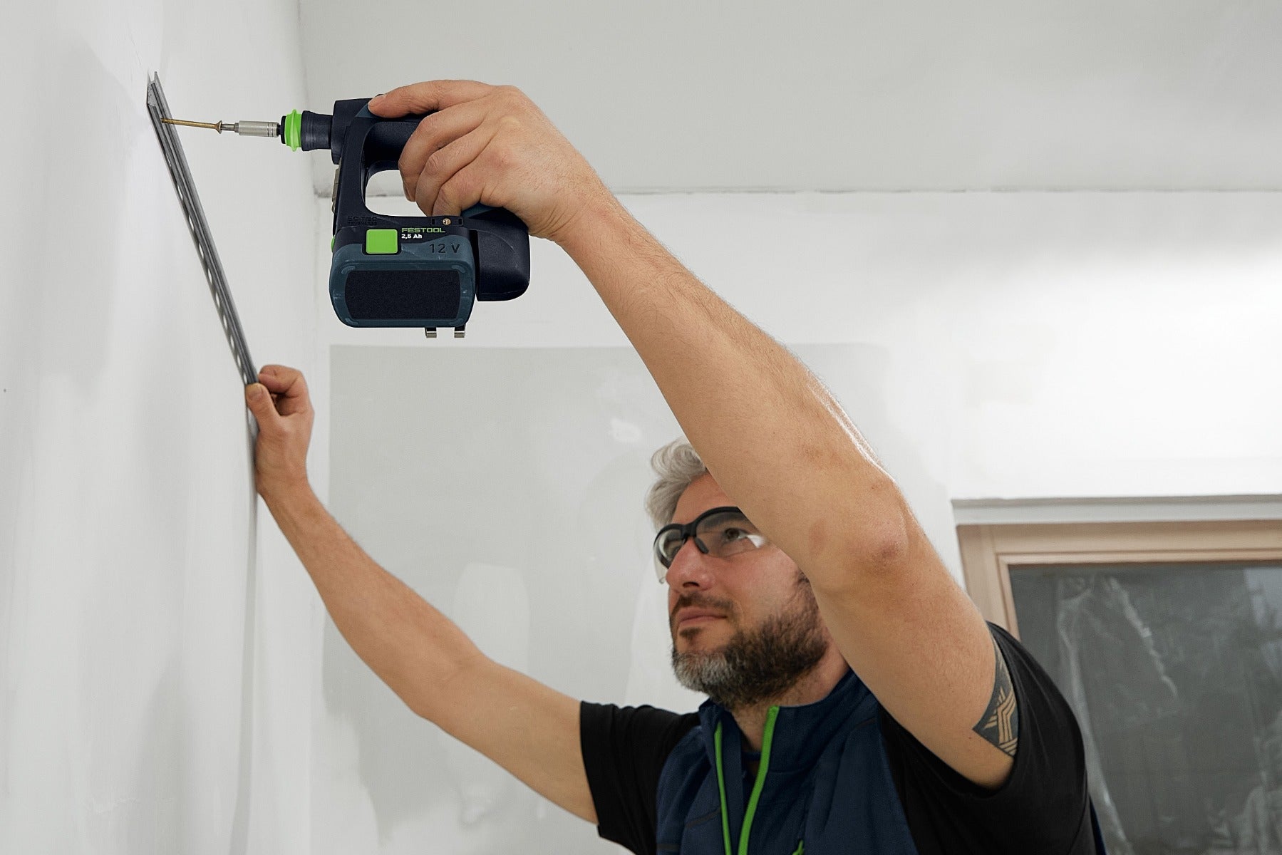 Festool Cordless Drill CXS 12 Set w/ 2.5Ah Battery Kit and Accessories 576869