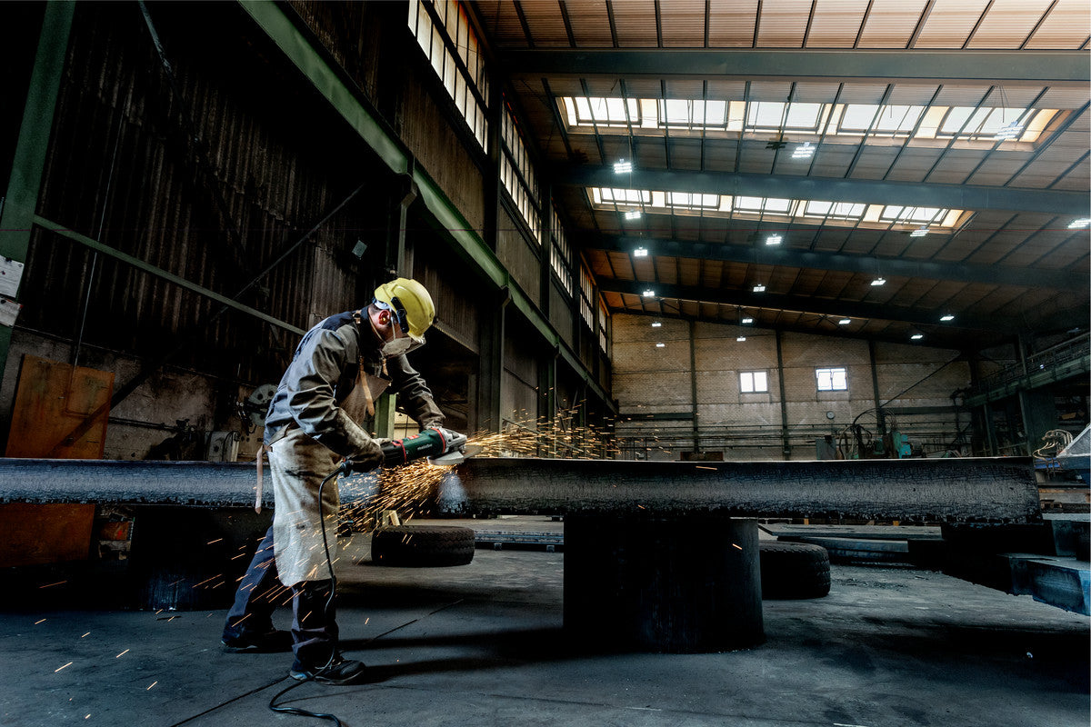 Metabo 9in Angle Grinder w/Lock-on Trigger, W 26-230 MVT 606474420