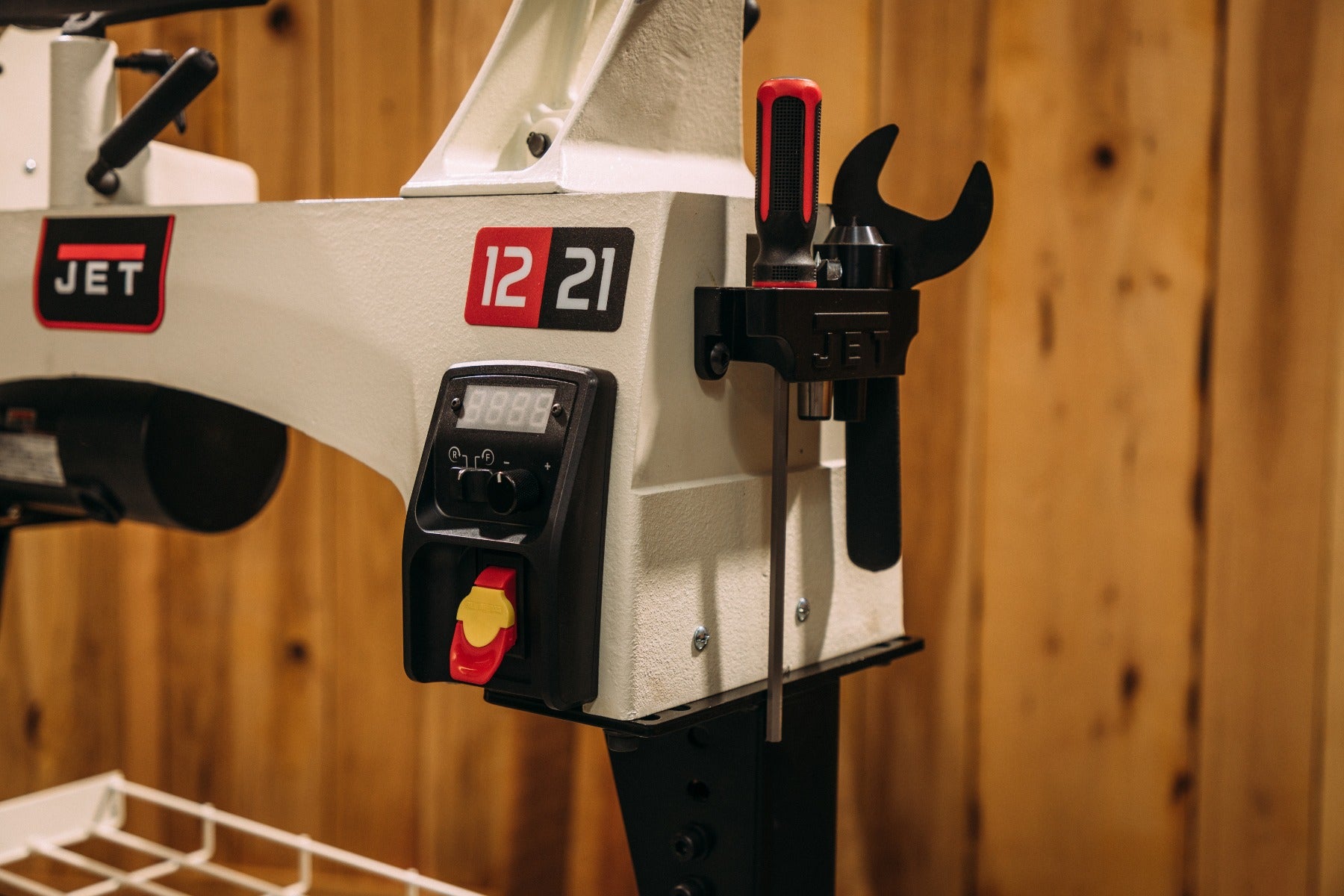 Jet 12 x 21 in. Variable Speed Wood Lathe JWL-1221VS 719200