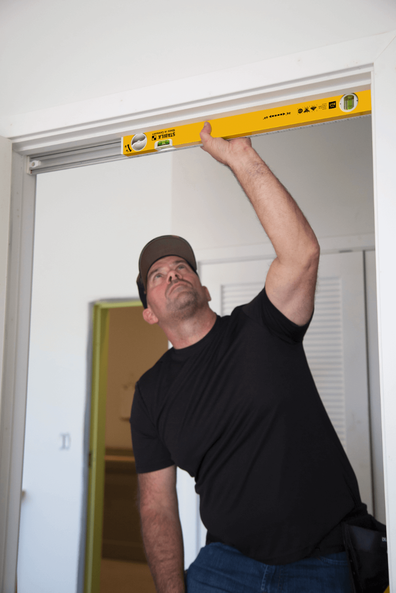  STABILA TYPE-196 78-INCH LEVEL AND TYPE-80 T EXTENDABLE LEVEL JAMBER SET