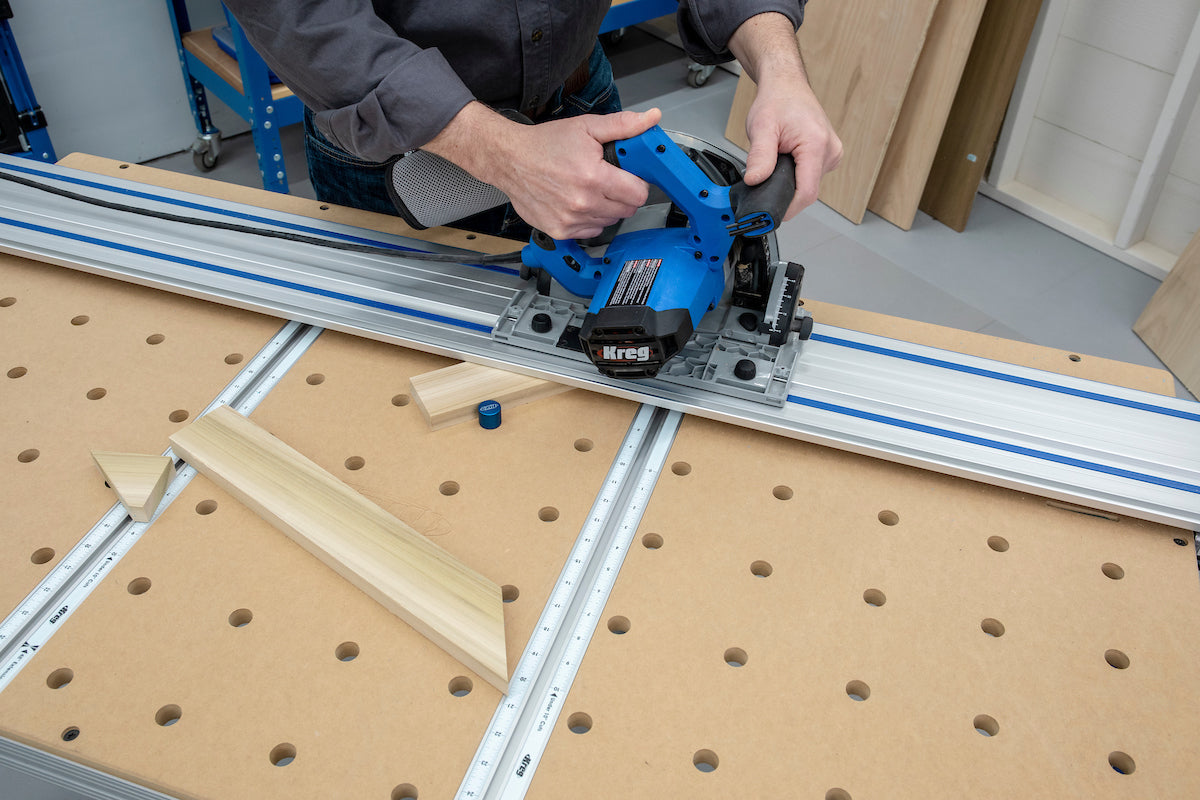 Kreg Adaptive Cutting System Plunge-Cut Track Saw Master Kit with Guide Track and Project Table ACS3100