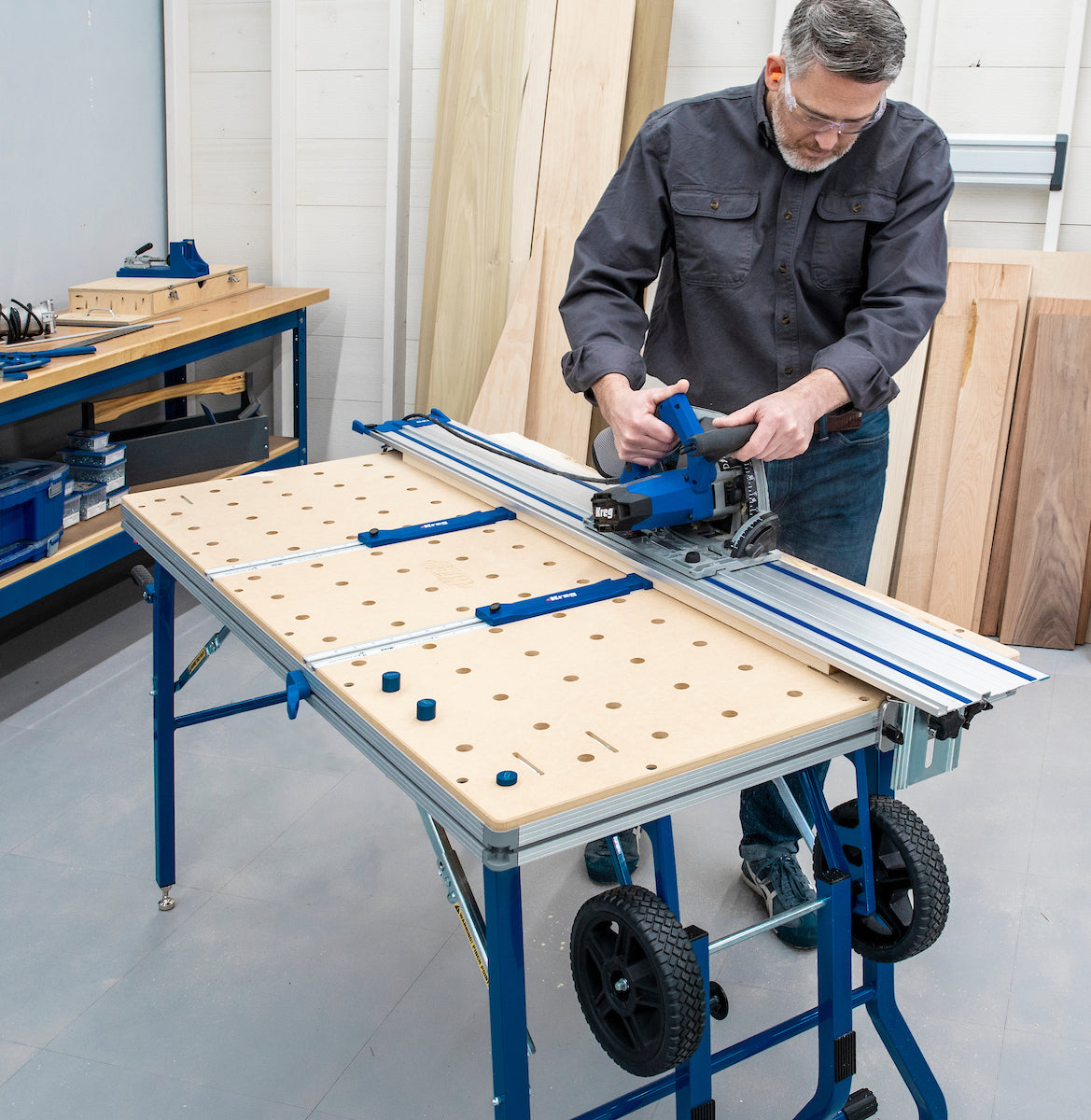 Kreg Adaptive Cutting System Plunge-Cut Track Saw Master Kit with Guide Track and Project Table ACS3100