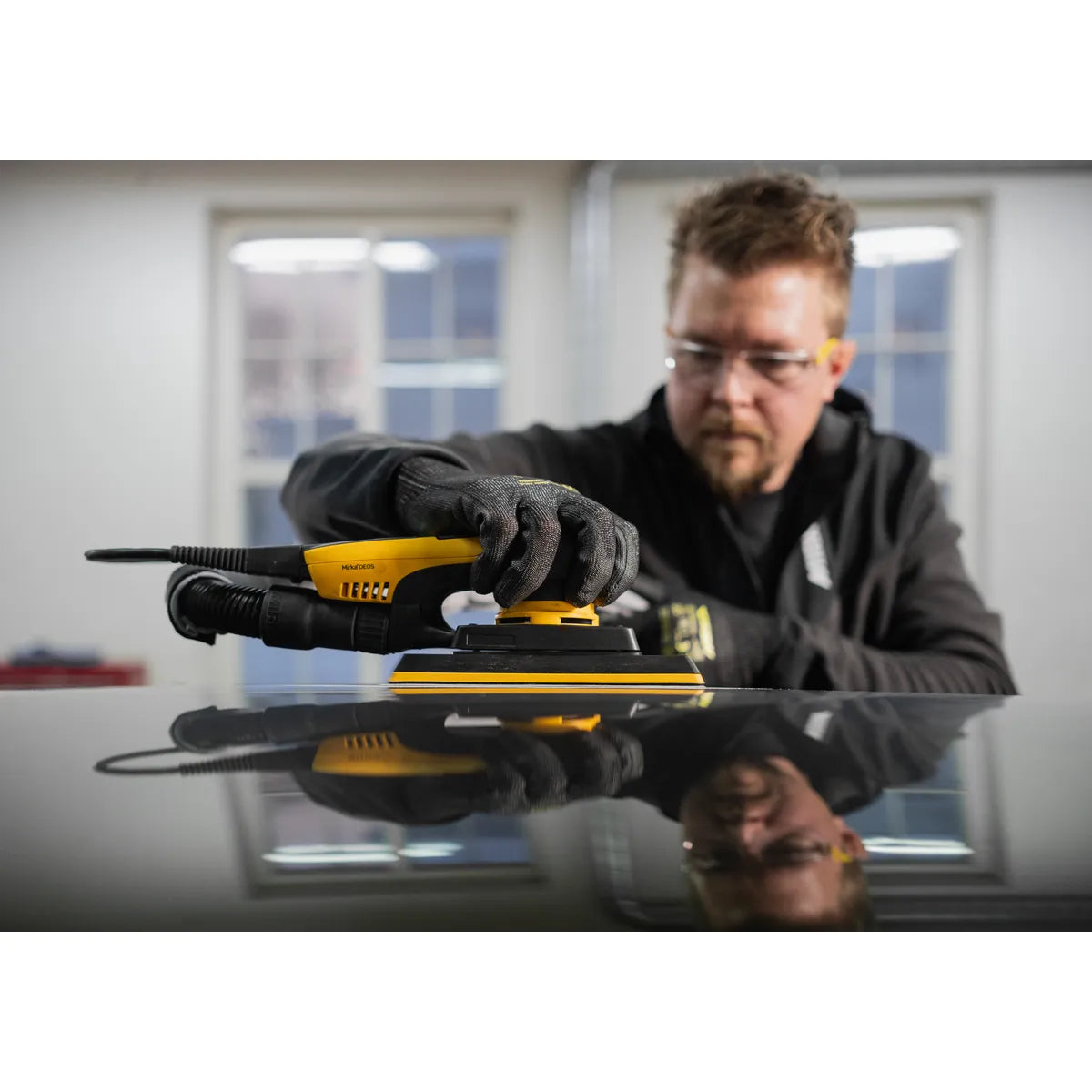 Mirka 2.75" x 8" Orbital Sander DEOS II 383X (3mm Orbit) MID3834044US