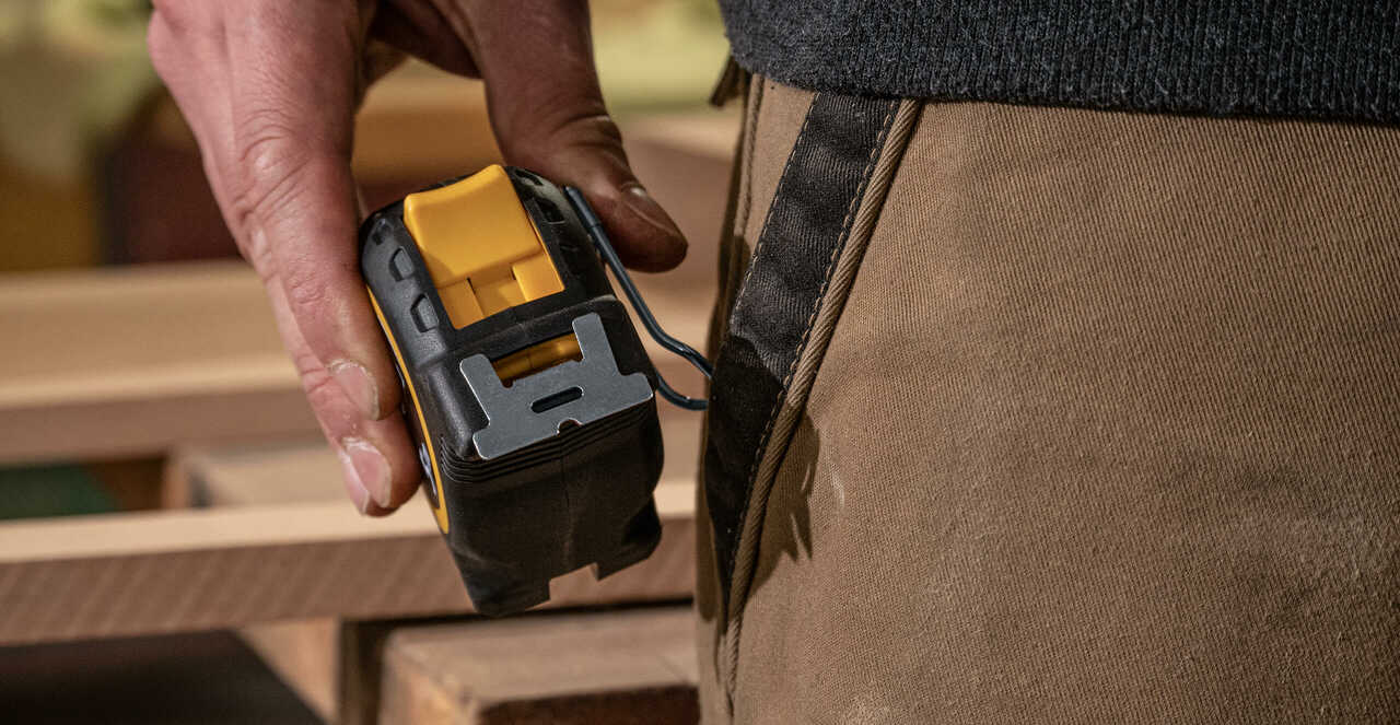 SB30626 Pocket tapes are essential measurement tools for everyday work – for all professionals who calibrate