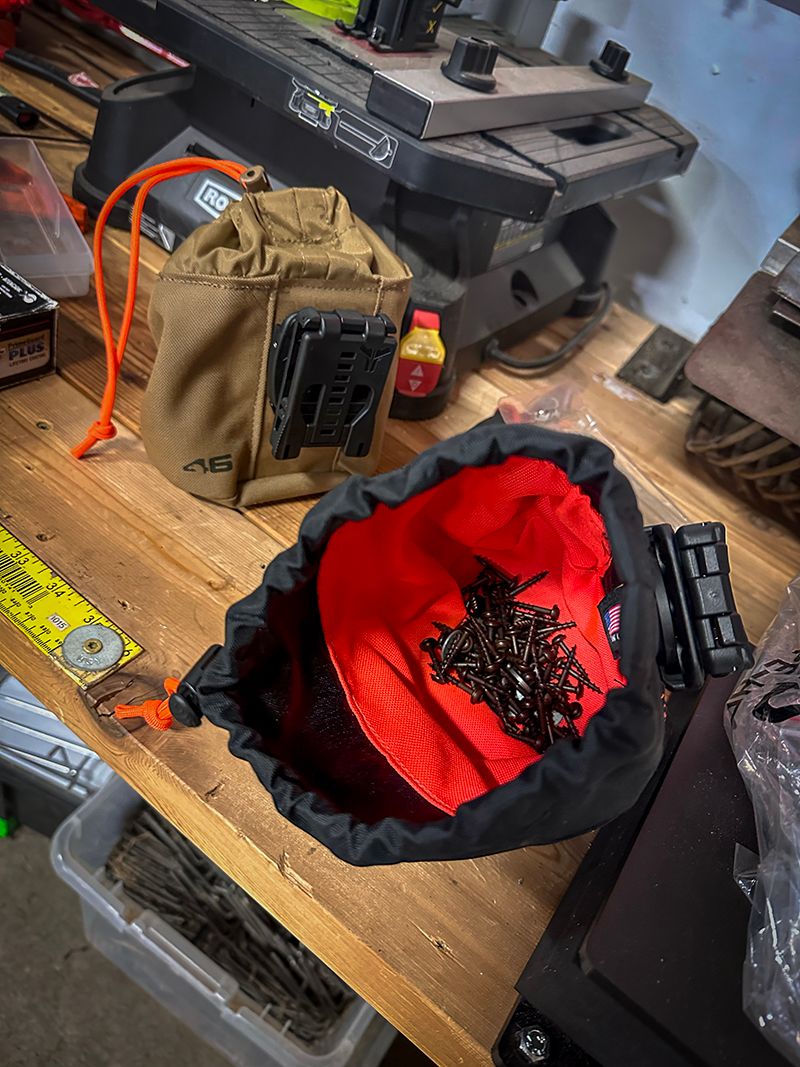 Atlas46 Fastener Cinch Pouch, Rotating Quick Release, Black/Orange A46-10-00018-1193-00