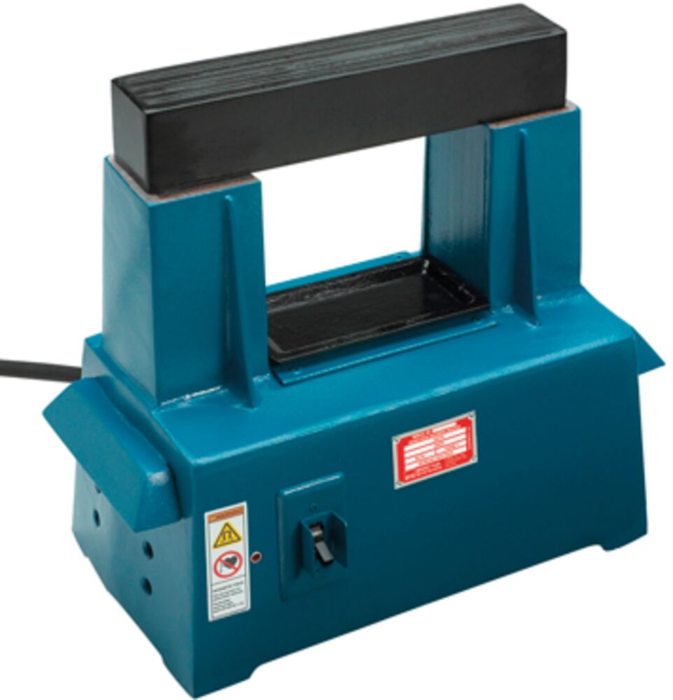 Bessey Tools 22 in. Induction Bearing Heater, 7 in. Width, 600V, 15 Amp BC 550V