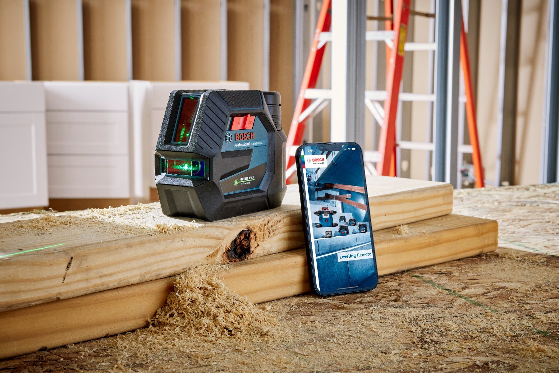Bosch 12V Max Connected Green-Beam Cross-Line Laser w/ Plumb Points & 12V Battery GCL165-82CGL