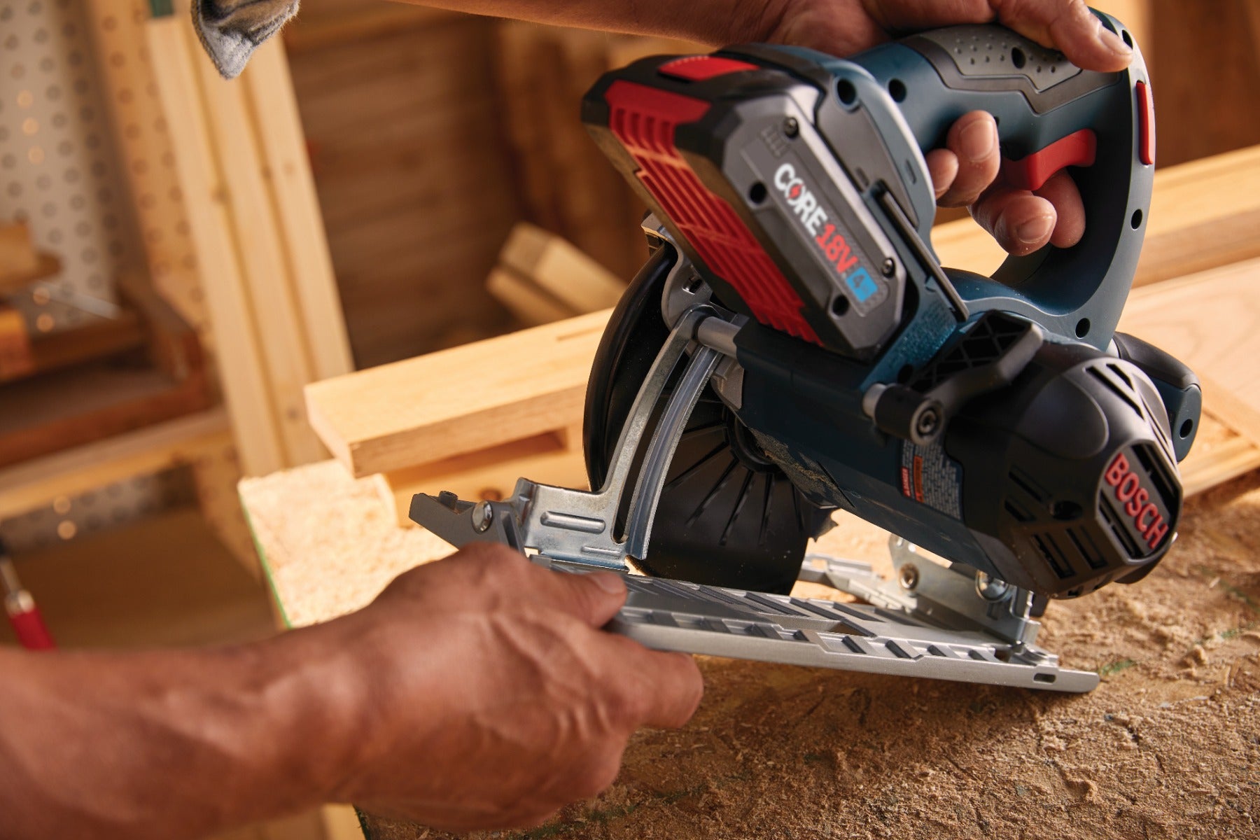 Bosch 18V 6-1/2" Circular Saw w/ 4.0 CORE Compact Battery CCS180-B15