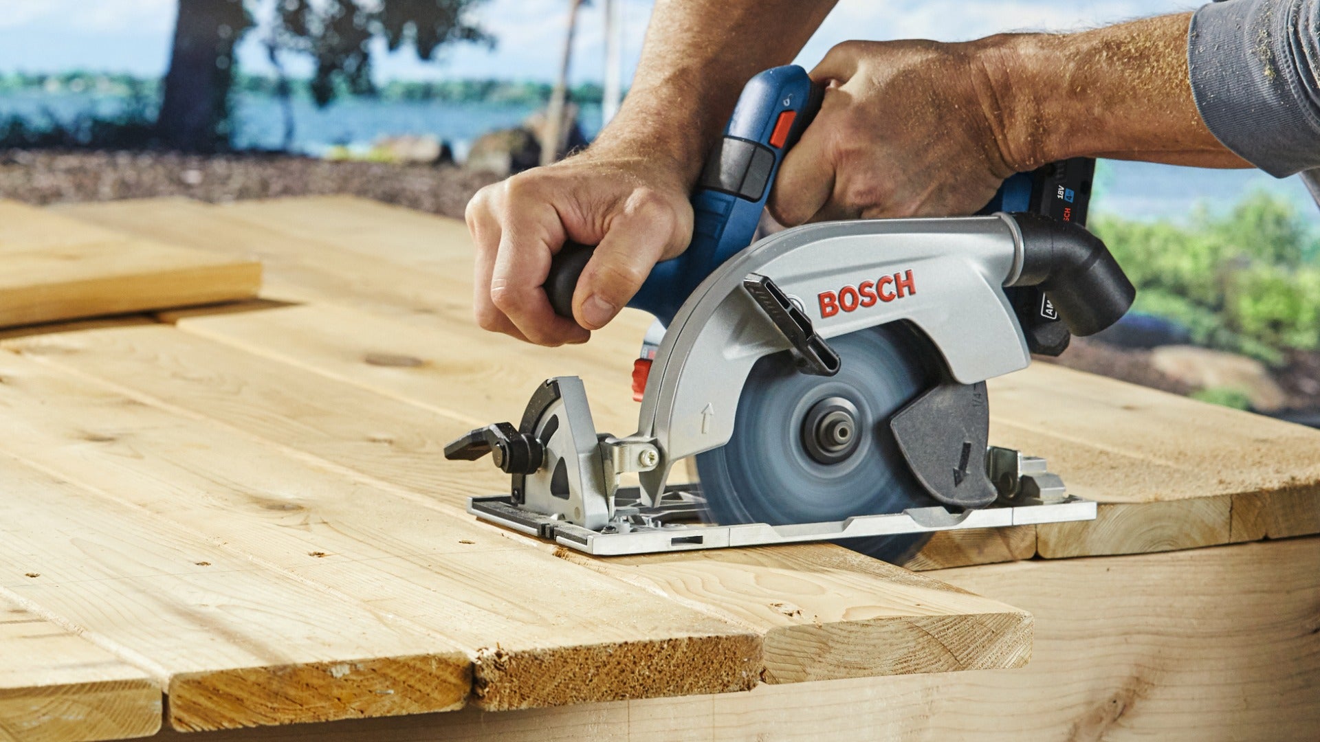Bosch 18V 6-1/2" Blade Left Circular Saw w/ Battery GKS18V-22LB25