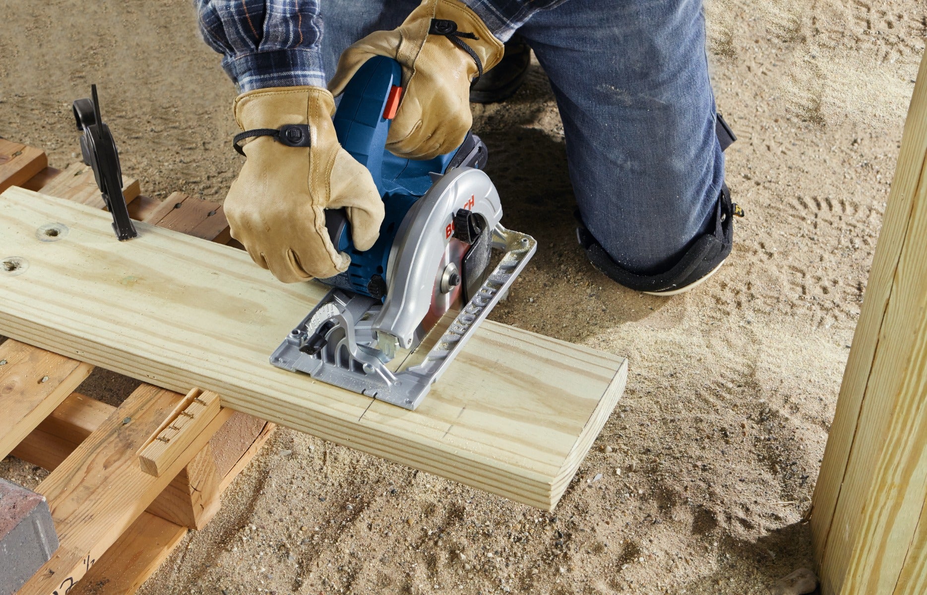 Bosch 18V 6-1/2" Circular Saw (Bare) CCS180B