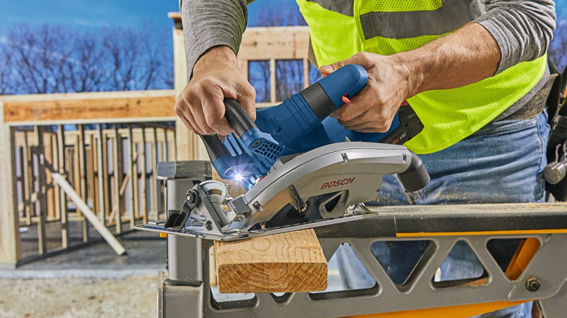 Bosch 18V Profactor 7-1/4" Blade Left Circular Saw w/Battery GKS18V-26LB14
