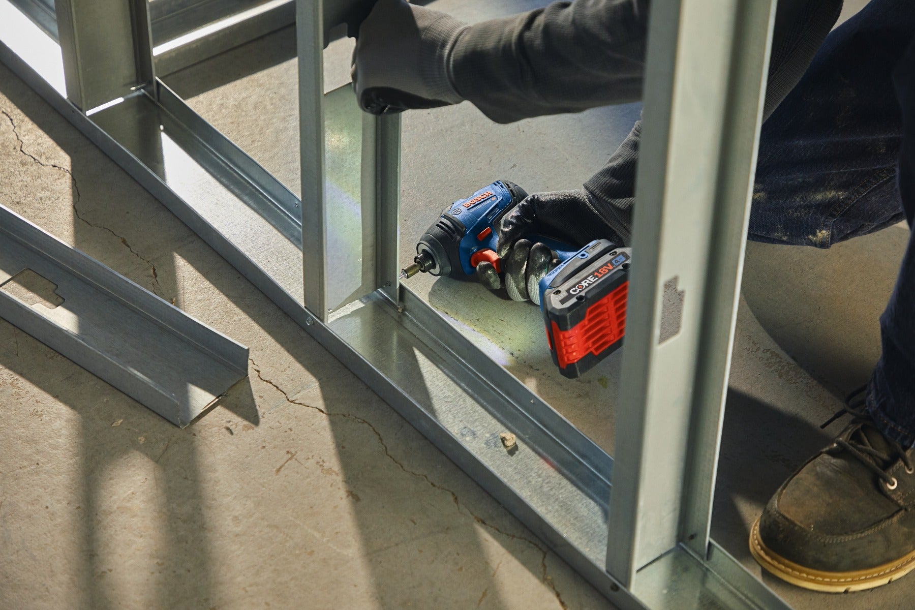 Bosch 18V Brushless Advanced Connected-Ready Impact Driver GDR18V-1860CB25