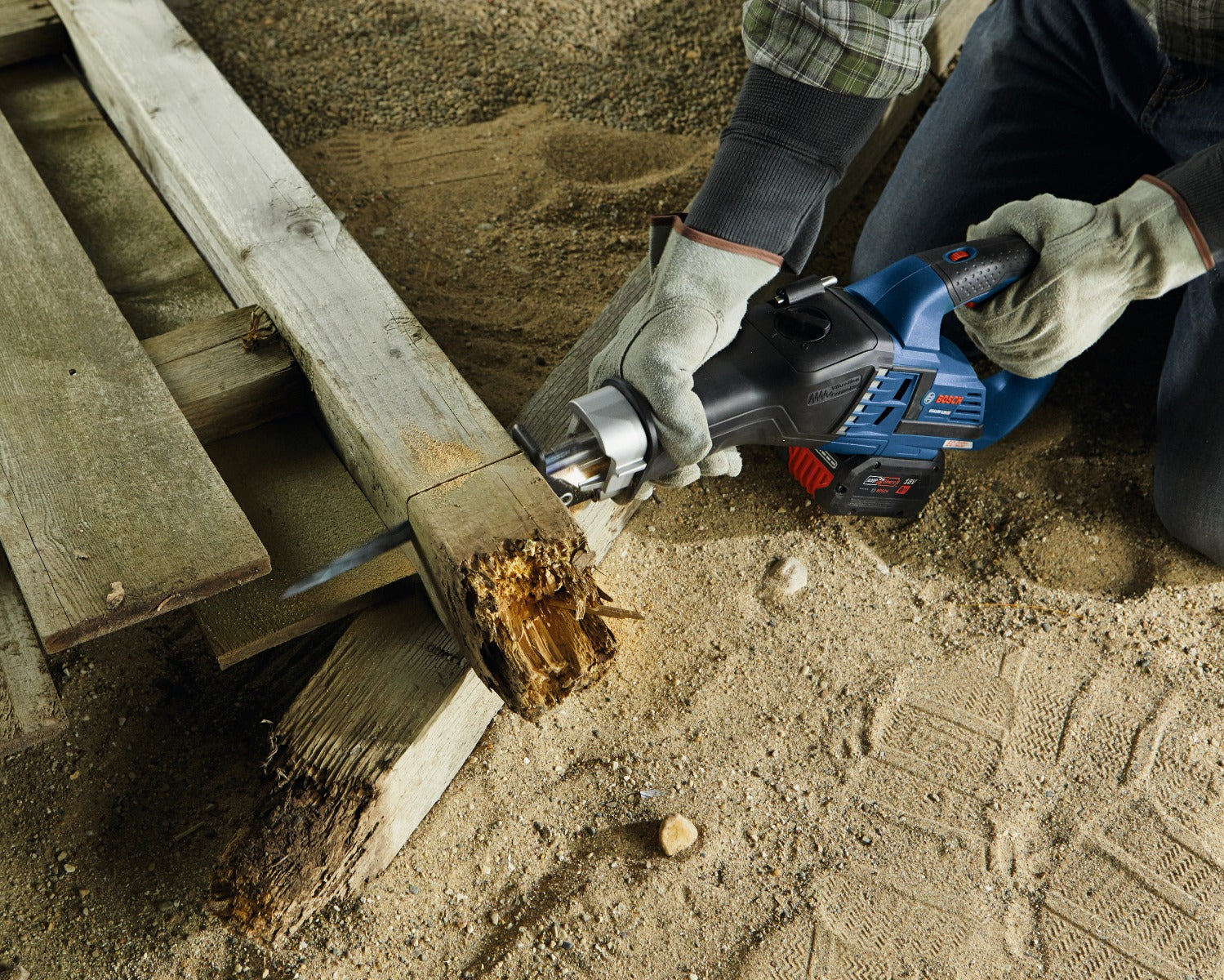 Bosch 18V Brushless 1-1/4" Multi-Grip Recip. Saw (Bare) GSA18V-125N