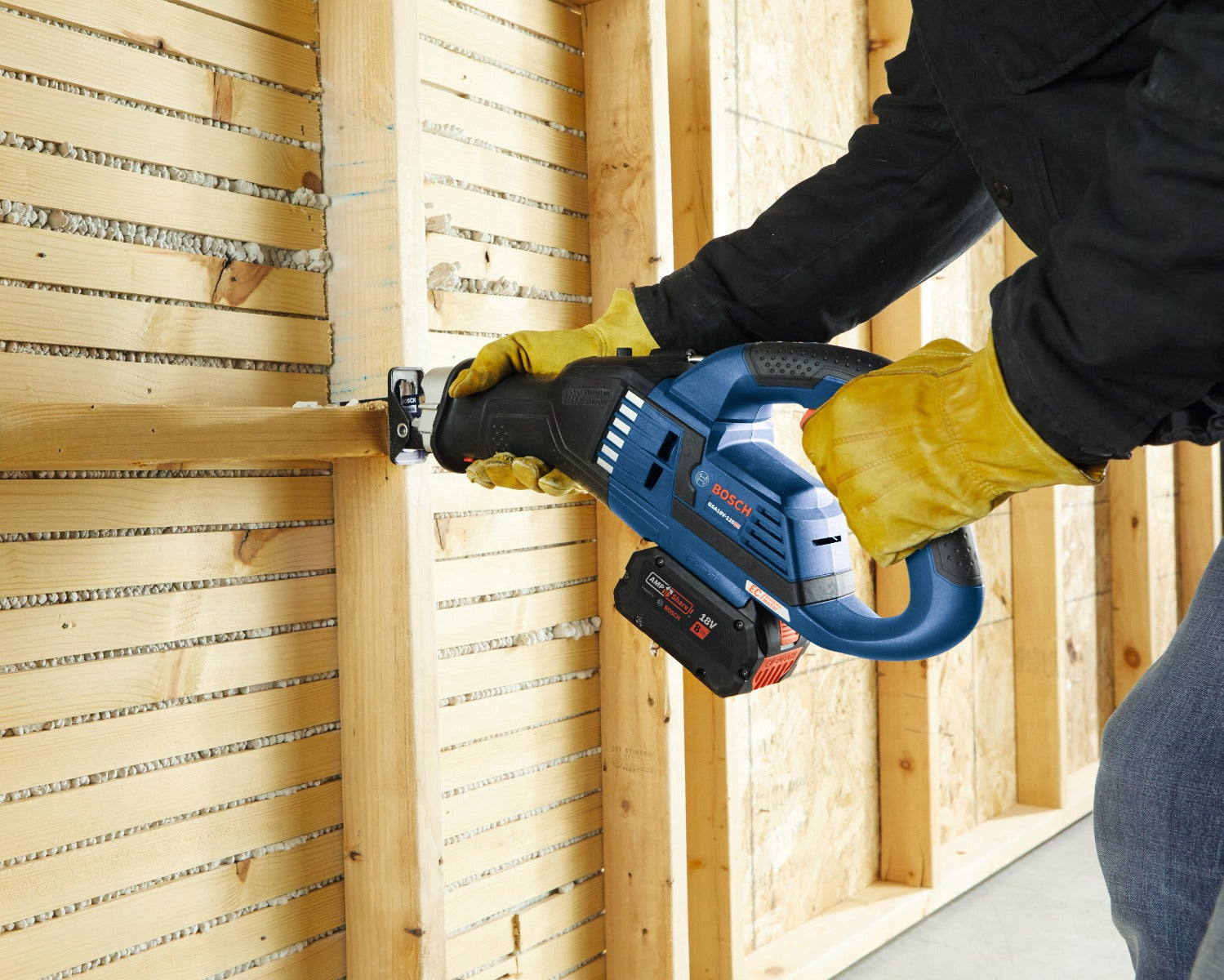 Bosch 18V Brushless 1-1/4" Multi-Grip Recip. Saw (Bare) GSA18V-125N