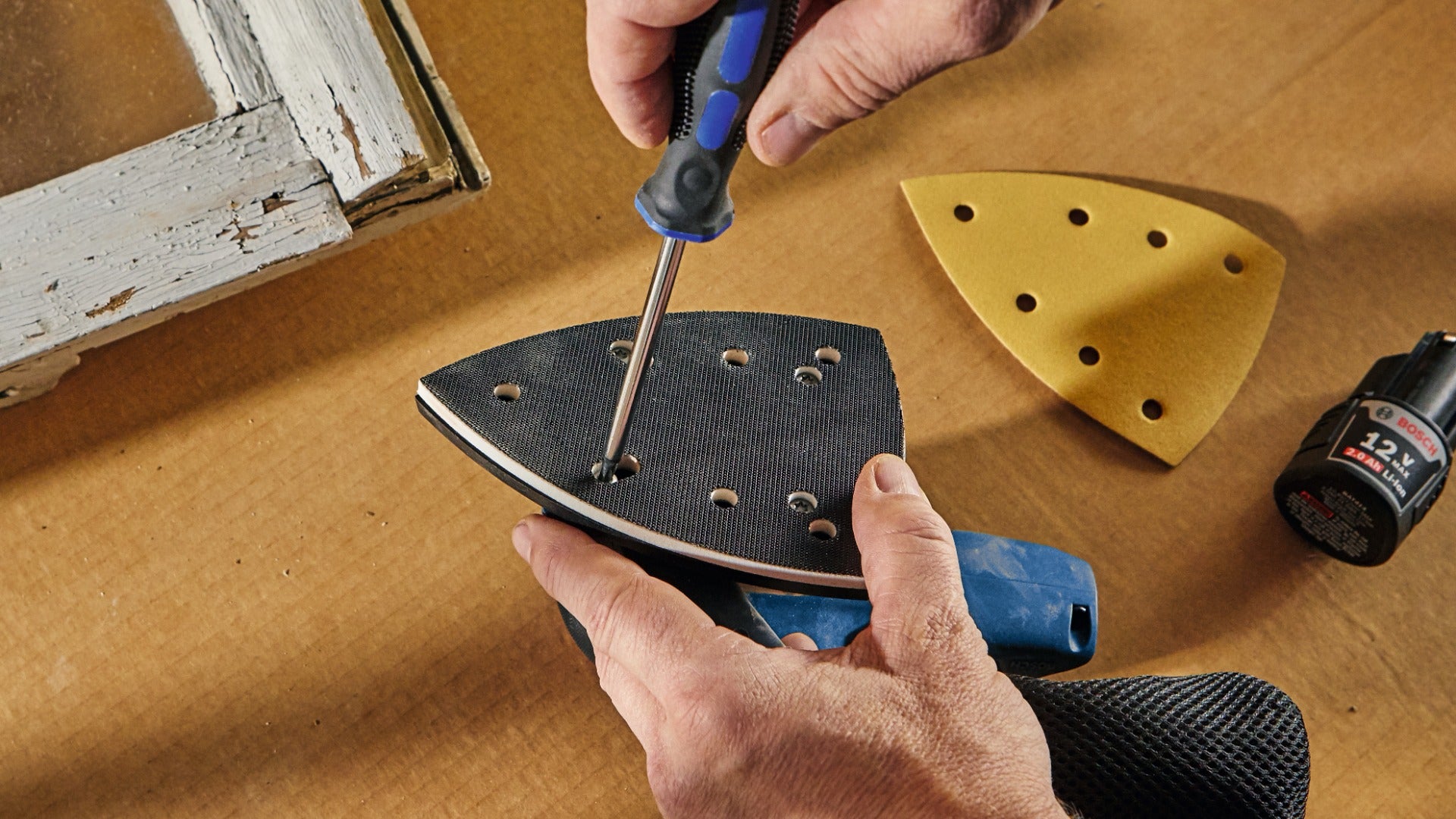 Bosch 12V Max Brushless 1/4-Sheet Orbital Sander (Bare) GSS12V-40N