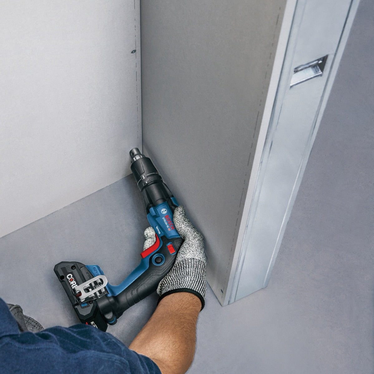 Bosch 18V Brushless Screwgun Kit w/ 4.0 CORE Compact Battery GTB18V-45B15