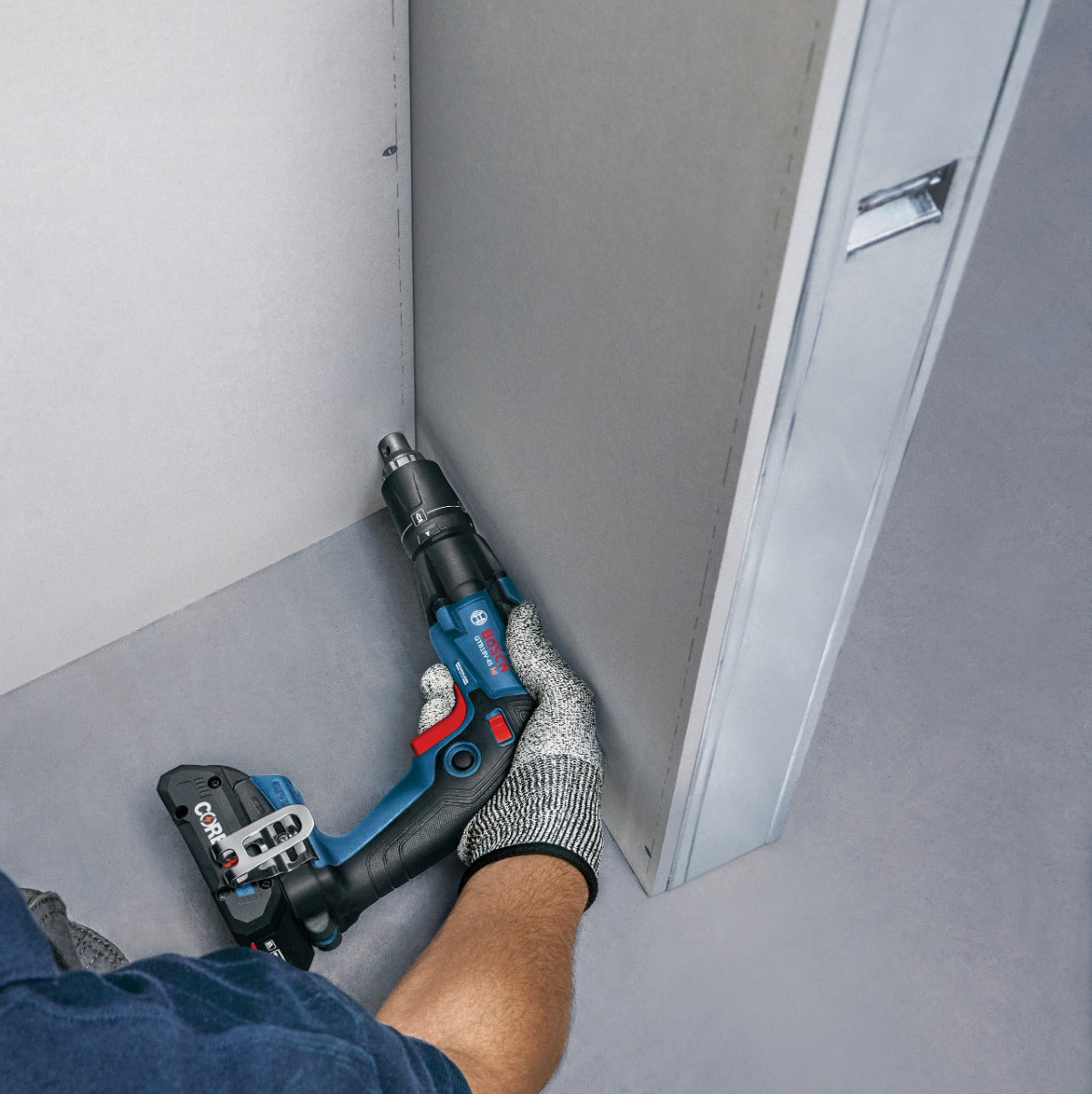 Bosch 18V Brushless Screwgun Kit w/ 4.0 CORE Compact Battery GTB18V-45B15