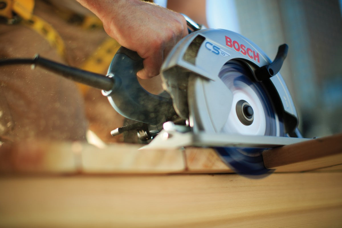 Bosch 7-1/4" Blade-Right Circular Saw, 15A CS10