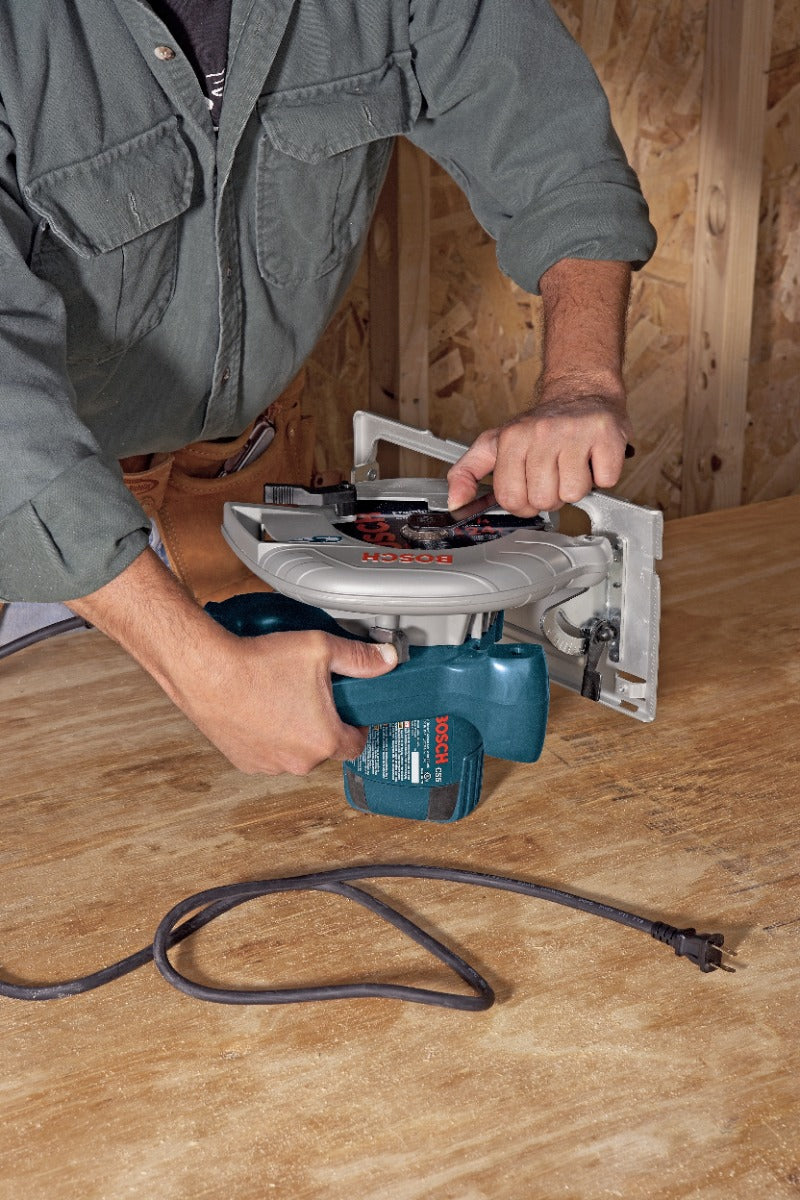 Bosch 7-1/4" Blade-Left Circular Saw, 15A CS5