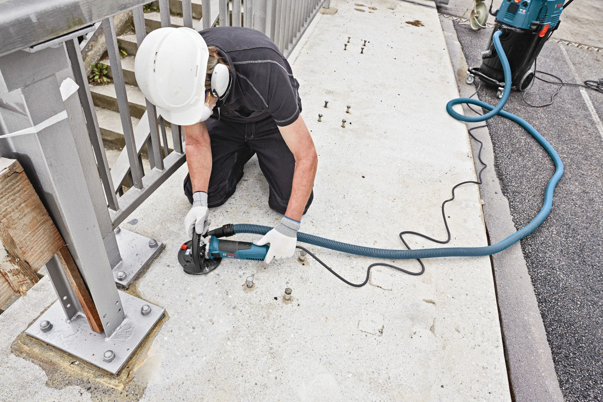 Bosch 5" Concrete Surfacing Grinder w/ Dust Shroud CSG15