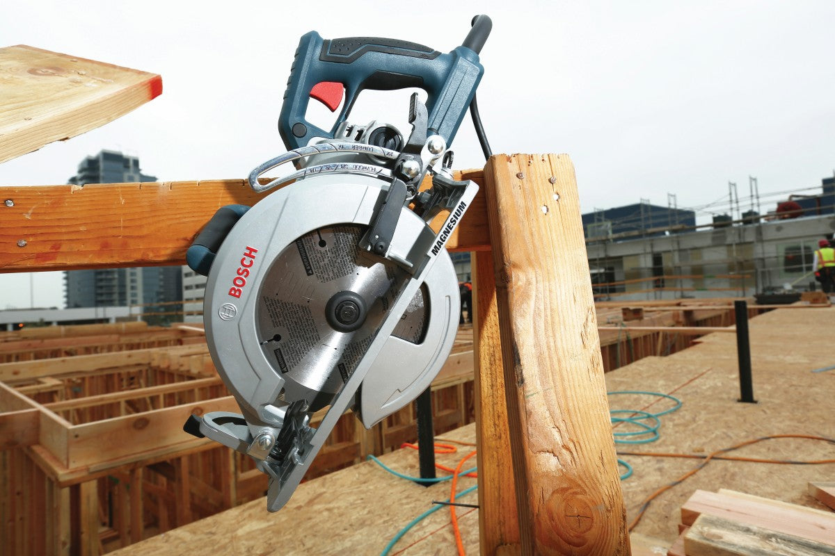 Bosch 7-1/4" Blade-Left Worm-Drive Circular Saw, 15A CSW41