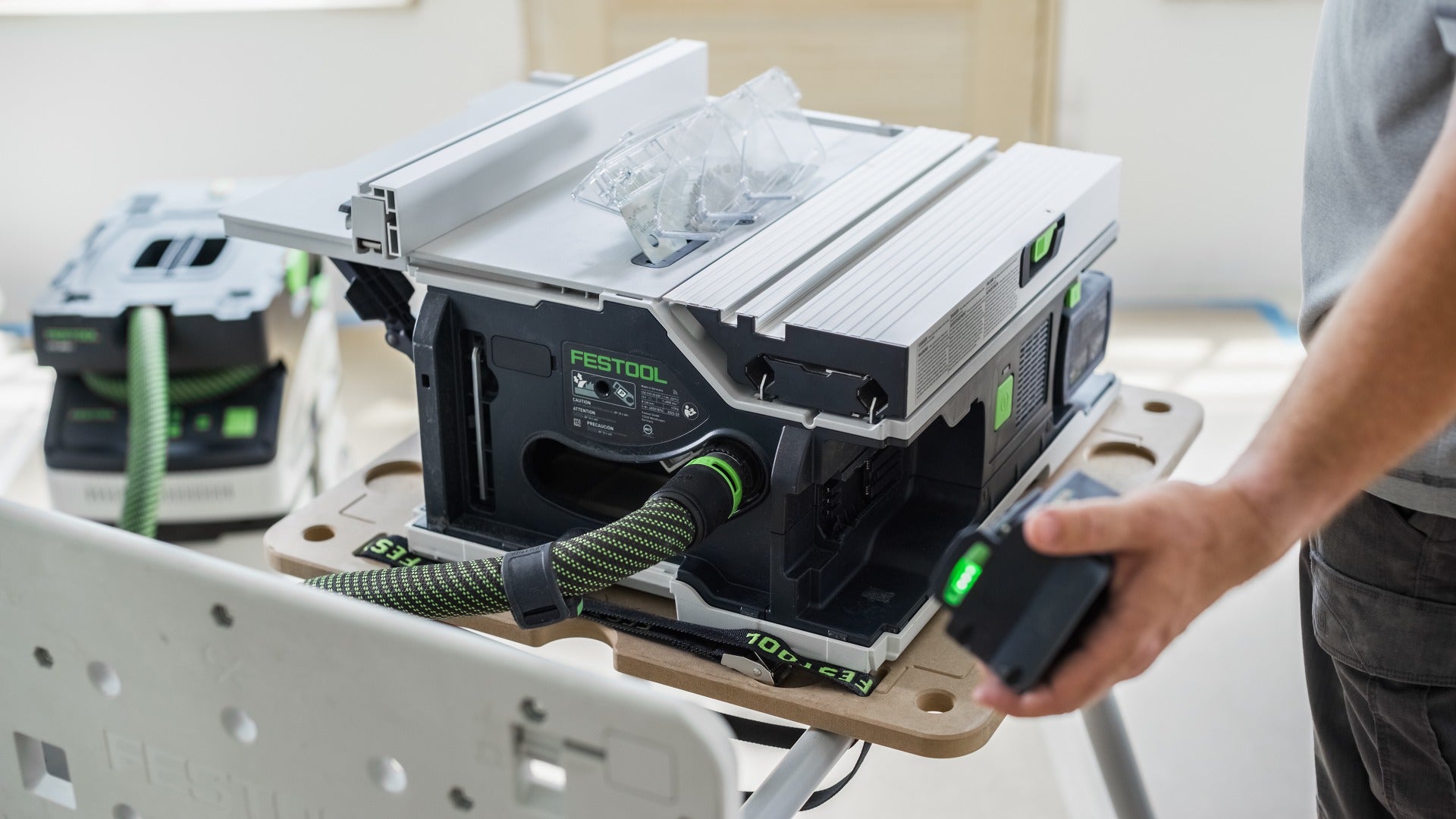 Festool CSC SYS 50 Cordless Table Saw EBI-Plus Kit with Energy Set (2x 5.0Ah Batteries & Duo Charger) 577378KIT