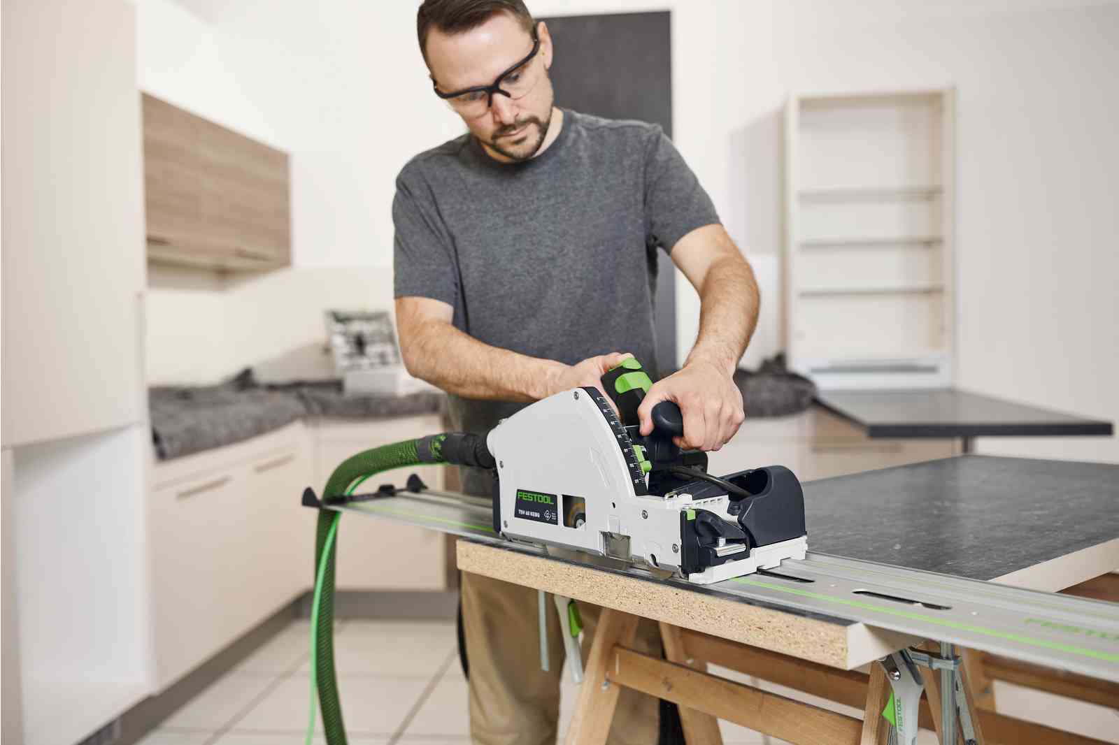 Festool Plunge Cut Scoring Track Saw TSV 60 KEB-F-Plus-FS w/ 75 in. Guide Rail FS 1900 577748KIT