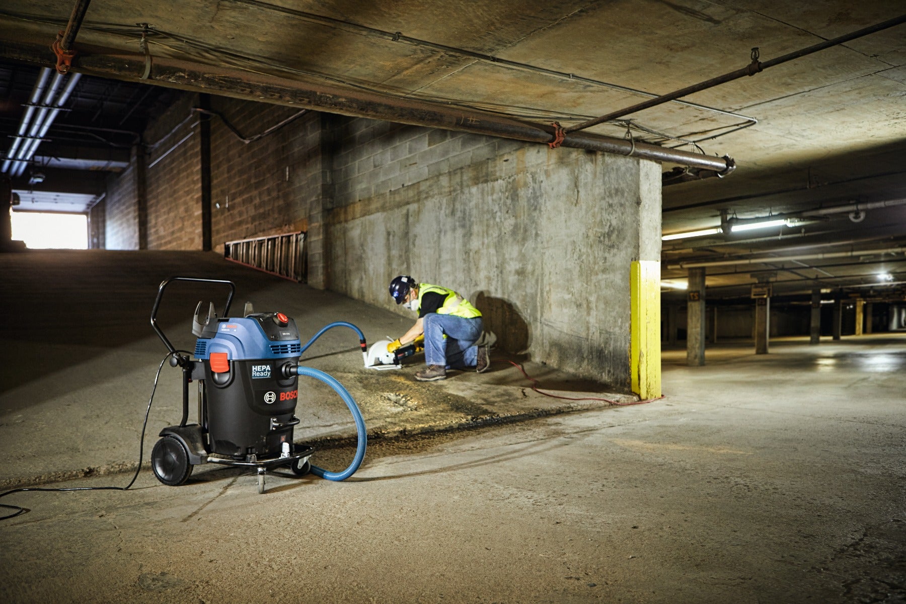 Bosch 17-Gallon 300 CFM Dust Extractor GAS20-17AH