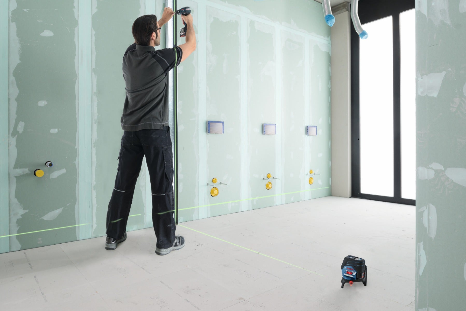 Bosch 12V Green-Beam Cross-Line Laser w/ Plumb Points GCL100-80CG