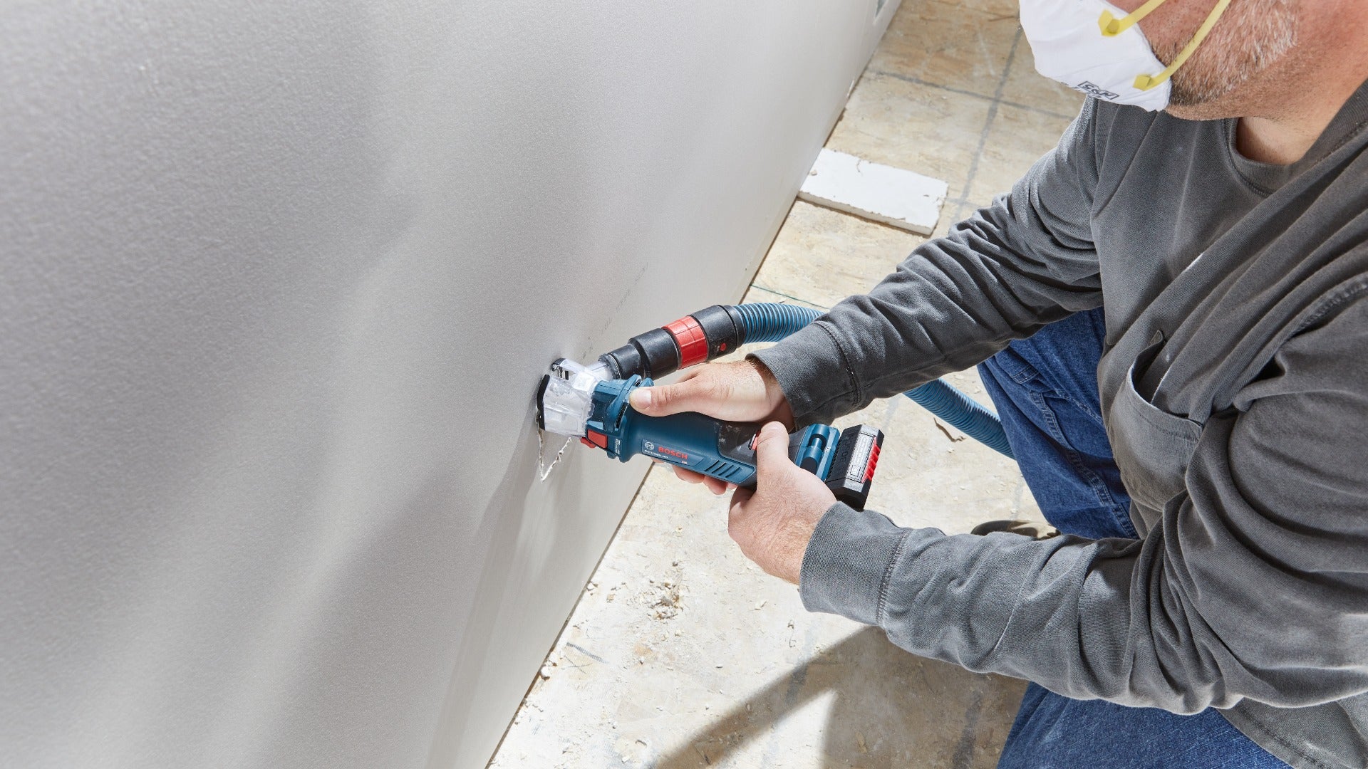 Bosch 18V Brushless Cutout Tool (Bare) GCU18V-30N