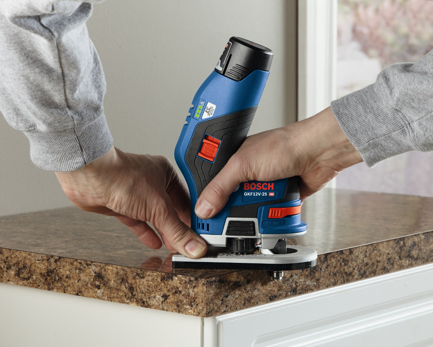 Bosch 12V Max Palm Router (Bare) GKF12V-25N