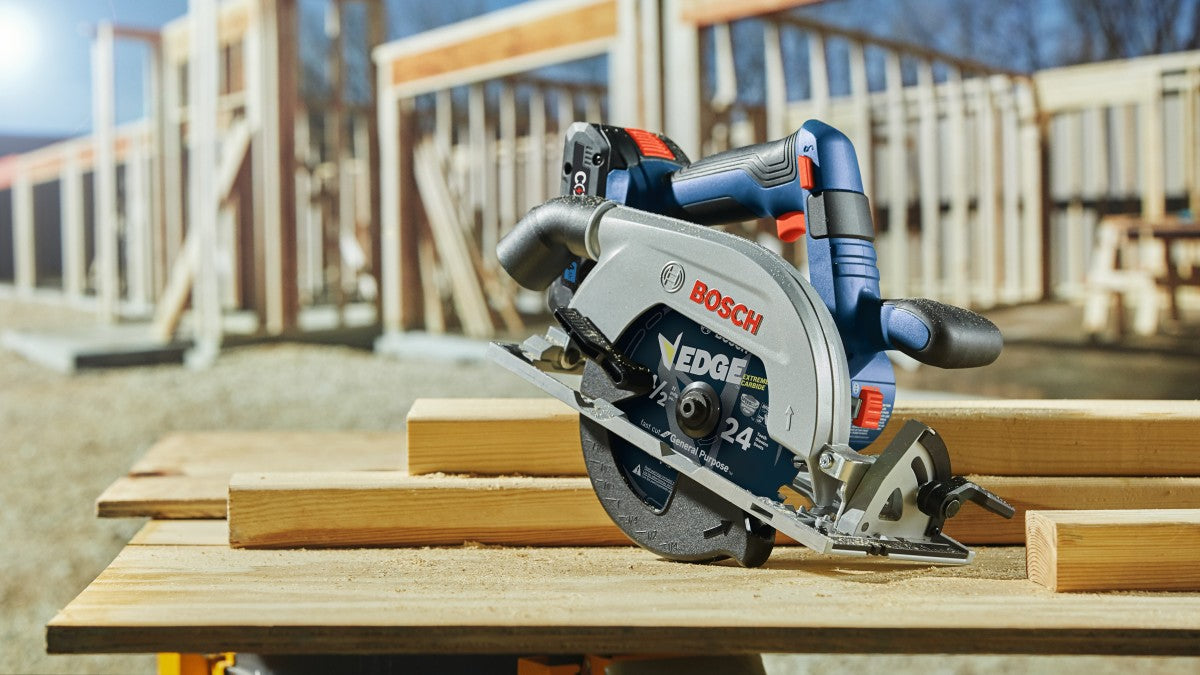 Bosch 18V Brushless 6-1/2" Blade Right Circular Saw (Bare) GKS18V-22N