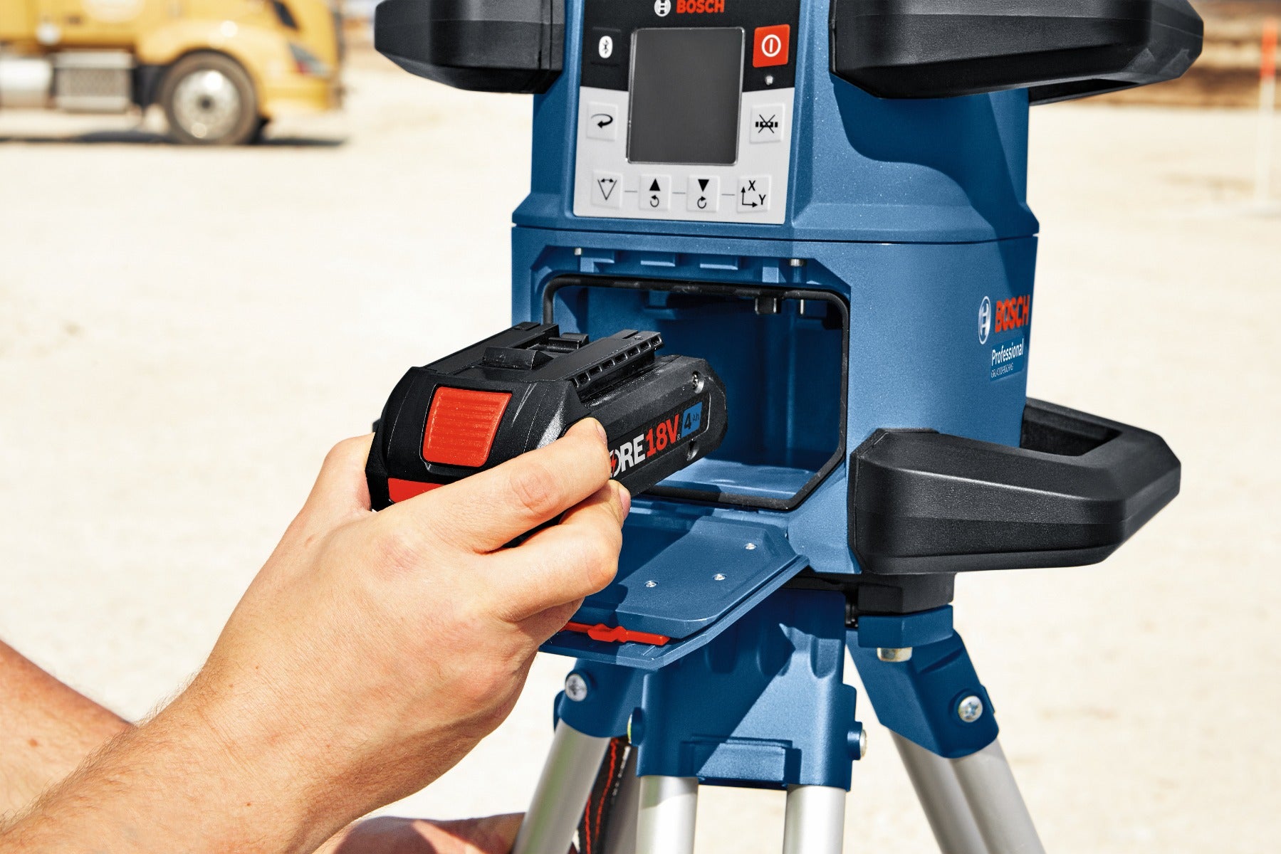 Bosch 18V Revolve4000 Green-Beam Self-Level Laser Kit GRL4000-90CHVGK