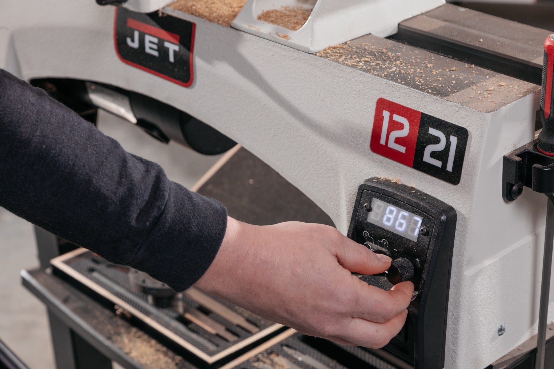 Jet 12 x 21 in. Variable Speed Wood Lathe JWL-1221VS 719200