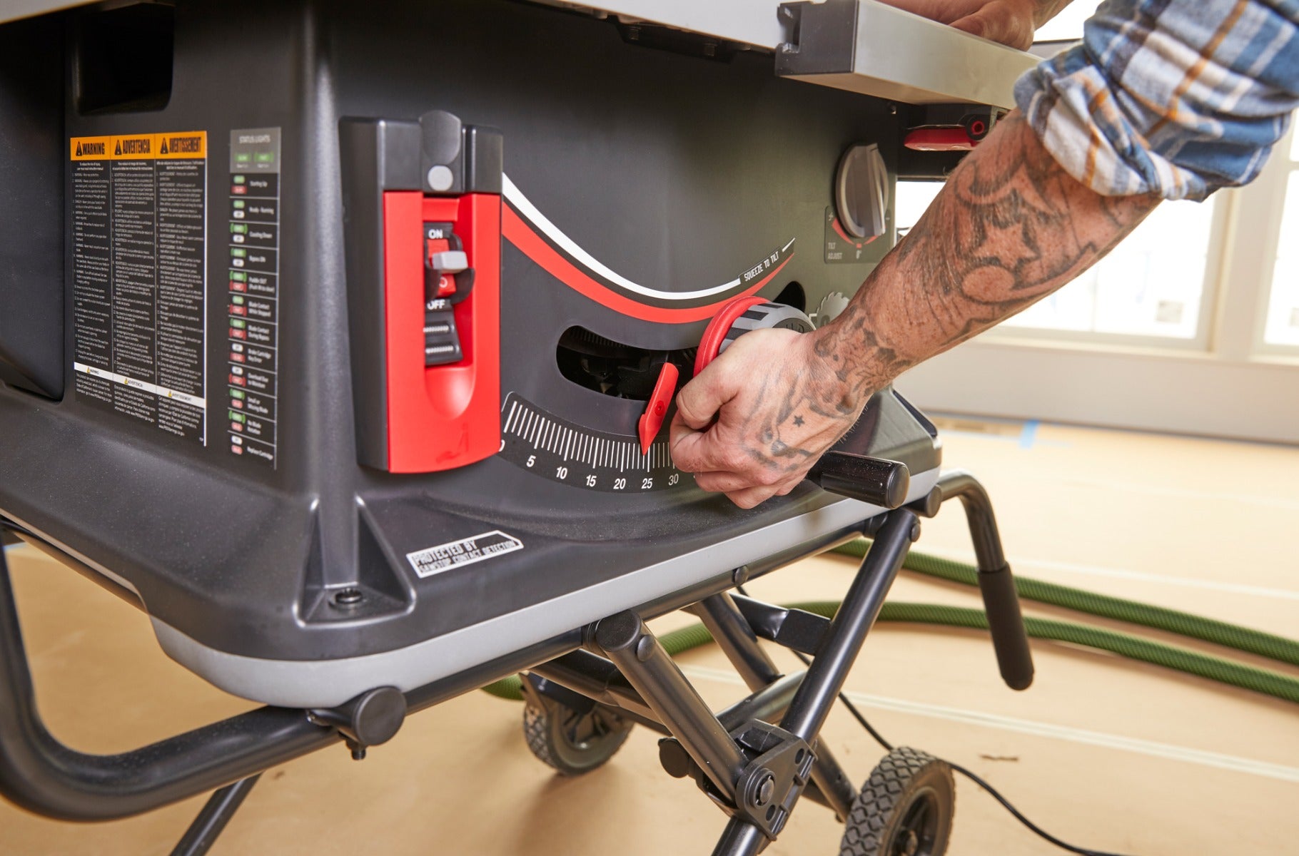 SawStop Jobsite Saw PRO with Mobile Cart Assembly - 15A, 120V, 60Hz JSS-120A60