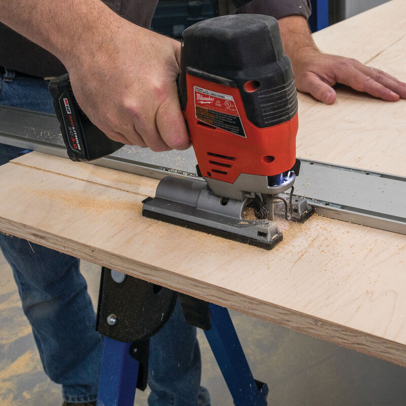  or trim router. (Works with most brands.)
