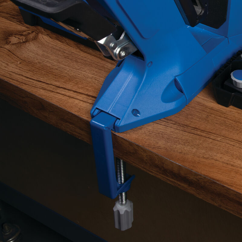 KJKPHA760 Use the all-steel Pocket-Hole Jig Clamp to secure 500-Series and 700-Series Pocket-Hole Jigs to your workstation.
