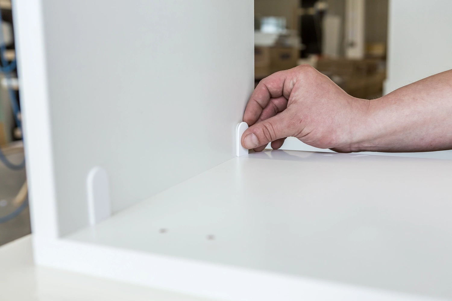 Lamello Cabineo Cover Caps, Papyrus White, 100 Count 186350P