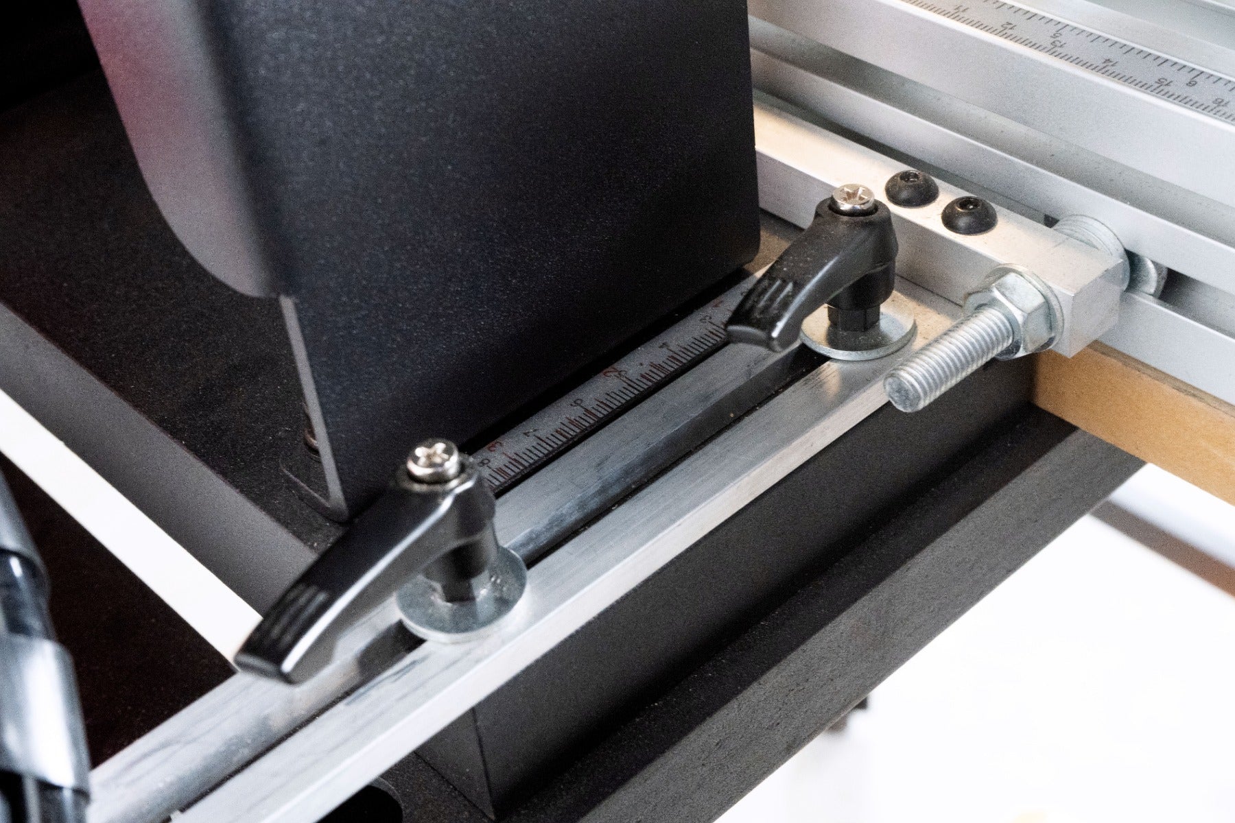 Maksiwa Pneumatic Line Boring Machine, 13 Spindle Line, 1 Phase, 110V LBP.13