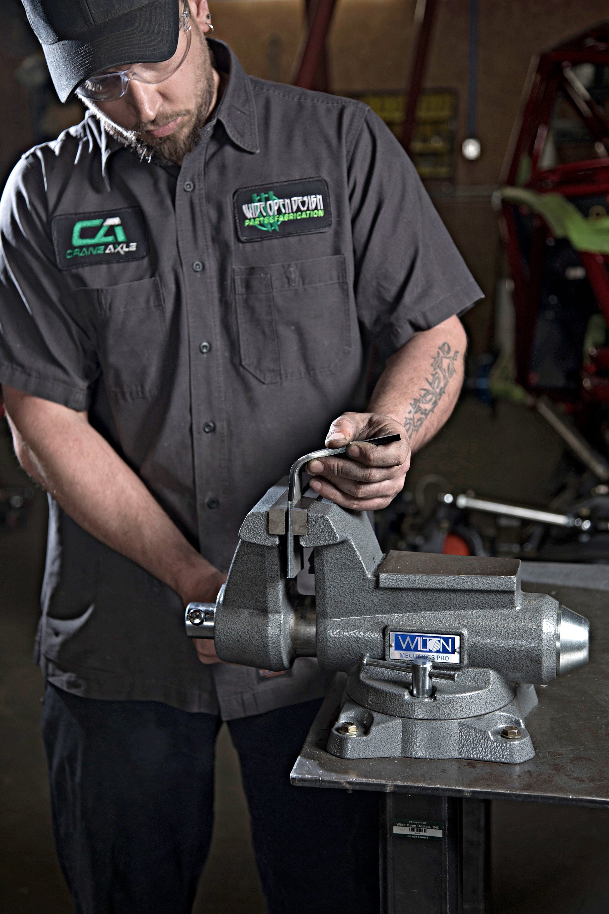 Jet 855M, Mechanics Pro 5-1/2 in. Jaw Width, Round Channel Vise with Swivel Base 28811